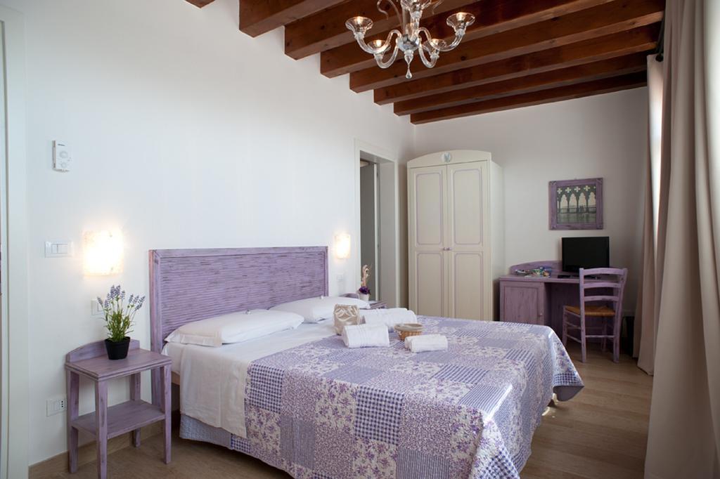 Villa Myosotis Mirano Quarto foto
